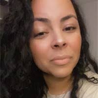 Jennie Fernandez's Instagram, Twitter & Facebook