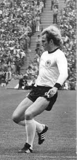 Born 5 january 1952), is the former president of german football club bayern munich and a former footballer for west germany who played as a forward for club and country. Uli Hoeness Wikipedia