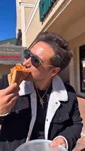 Frank Veltri II, of Italian Village Trattoria in 1980something. First store  in the Century III Mall. Memories!  …#ivp#memories#italian#restaurants#pizza#nystylepizza