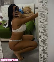 Belviso Marina Гола изтичане OnlyFans снимка 3 - Nudogram v2.1