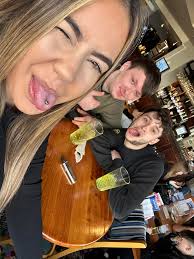 Hi everyone, Me and my friends are out to celebrate our last uni exam of  the term! First time posting will happily send drinks too! We like vodka  mixers, cider, beer and