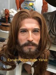 Escultor Victor Hugo Yañez Piña
