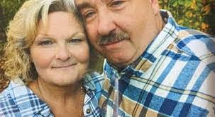 Earl Gulledge's Instagram, Twitter & Facebook