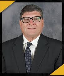 Ellie Jorgensen's Instagram, Twitter & Facebook