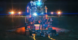 Students use a join code to watch this video live in class on their devices. Morat Premieres His New Video Clip Al Aire Light Home