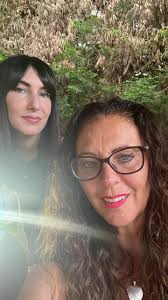 Out for birthday drinks, let's make it a good one, we like voda and coke,  gin and lemonade or any shots appreciated. Will return the favour. Thanks e  are at the white