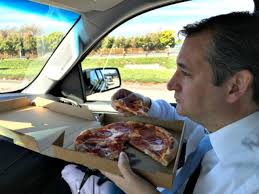 Ted cruz and the dem candidate who wants his seat, beto o'rourke. Ted Cruz In The Critical Pizza Primary I Am The Only One Who Doesn T Eat Pizza With A Knife And A Fork
