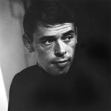 La vraie liberté c'est d'avoir le droit de se tromper. Tu as le droit de te  tromper. Tu as le droit de faire une erreur. Tu as le droit de merder. Là