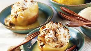 Warme Quitten Mit Walnussen Gefullt Rezept Quitten Rezepte Rezepte Quitten