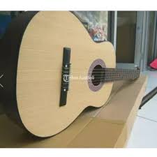 Jual beli barter alat pancing bekas jogja has 41,653 members. Gitar Akustik Accoustic Nylon Bekas Second Harga Murah Di Yogyakarta Tribunjualbeli Com