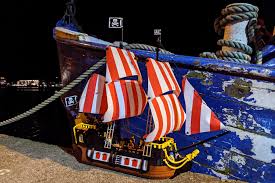95 lego creator expert bookshop 10270 modular building kit, big set and collectors toy for adults, (2,504 pieces) 753 Lego Ideas 21322 Piraten Der Barracuda Bucht Das Set Kann Bestellt Werden Und Q A Zusammengebaut