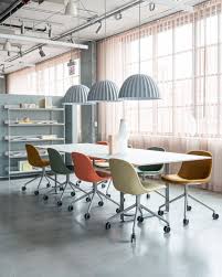 Modern Scandinavian Office Chair Inspiration For Office Space Interior From Muuto Th Modern Office Space Modern Office Interiors Office Interior Design Modern
