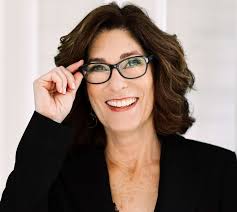 3, 2, 1 iRelaunch Podcast EP 233: Relaunching after 3 Career Breaks and  Moving to a new City, with Elizabeth Bader