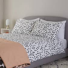 Shop duvet covers and sets at urban outfitters. Fans Go Dotty For Habitat Spotted Bedding Selling Faster Than That Dress