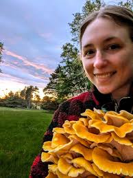 Happy New Year shroomers. 🍄‍🟫🍄☮️