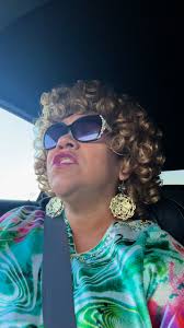 Chattin up Chris Logan