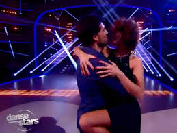 Retrouvez toutes les prestations émouvantes de chacune des saisons ! Elimine Danse Avec Les Stars 2013