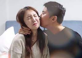 철구의 스타 실력을 불신하는 외질혜였지만 철구의 간곡한 부탁에 어쩔 수 없이 조건을 받아들였다. 11jqlk4wj40pwm