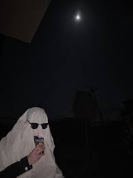 Vibing With The Ghost In 2020 Ghost Photography Aesthetic Pictures Grunge Photography