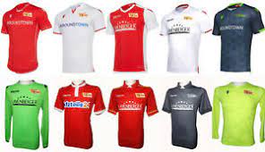 Giannis antetokounmpo wird mit einem trikot von union berlin abgelichtet. Macron 1 Fc Union Berlin Trikots Verschiedene Designs Ab 29 95 Ebay