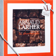 Arnaud Larher Pralines Chocolat Noir Et Lait Noisettes Amandes 240g Bouchees Tendance En 2020 Lait De Noisette Amande Noisette