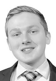 Allison Woolard's Instagram, Twitter & Facebook