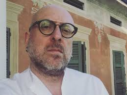 Le sorprese non finiscono mai in esclusiva solo sullo store ufficiale di mario biondi, sono disponibili alcune copie autografate dei miei album; Mario Biondi Di Nuovo Papa Arriva La 9 Figlia Del Cantante