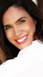 On the Miss England make up free debate model @Rachael Warner Miss United  Kingdom at Miss World 1996 says “I’ve always had mixed feelings