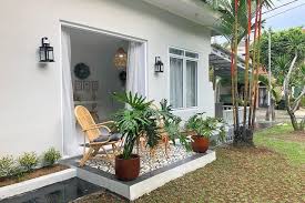 7 Inspirasi Teras Samping Rumah Yang Cantik Memesona Mudah Ditiru