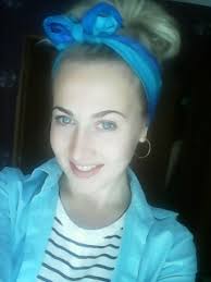 Kat Sinelnikova, Рубежное