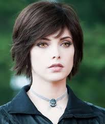 You cut out a picture of alice then go to fantastic sams and give them the pic. Team Alice You Wtf Short Hair Styles Hairstyle Hair Styles
