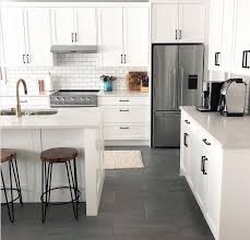 Black And White Kitchen Matt Matte Black Hardware In White Kitchen Matte Black Kitchen Hardware Matte Black Kitchen Home Decor Kitchen
