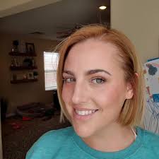 Just a half face HAC! Hard not to love how beautiful and even it makes my  skin while still looking light and natural 😍