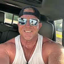 Stephanie Harbin's Instagram, Twitter & Facebook