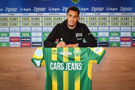 Ravel ryan morrison is an english professional footballer who plays as a midfielder for italian team lazio. Creatieve Ravel Morrison Tekent Contract Bij Ado Den Haag Ado Den Haag
