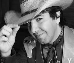 Biografía de Yulie Ruth