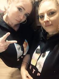 What a beautiful day for picture hanging! Here ya go seniors!!!