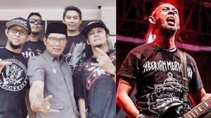 Jun 06, 2021 · antara lain, sam bimbo, arian13 (seringai), dadan ketu (manager burgerkill/riotic records), eben (burgerkill), suar (eks pure saturday), wendi putranto (jurnalis musik, manajer seringai), candil (eks seurieus), fadli aat (diskoria), buluks (superglad, kausa), idhar resmadi (jurnalis musik), dan lainnya. 83alvggqe3lqrm