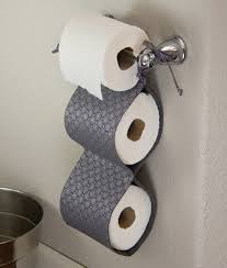 40 Rangements A Faire Soi Meme Pour Chasser Le Desordre Chez Vous Rangement Papier Toilette Porte Papier Toilette Rangement A Faire Soi Meme