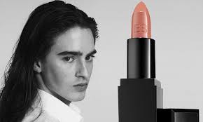 Meet Edward Bess, the 25-year-old teaching the most seasoned Hollywood  stars how to look more beautiful