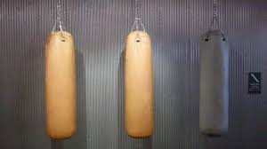 Dprodo hanging punching bag is designed to be diy by different demand players, can filled the empty punch bag with old cloth, shredded paper or shredded carpet with different ratio to get different weight and hardness and different punch feeling. How To Hang A Heavy Bag In Your Home Gym