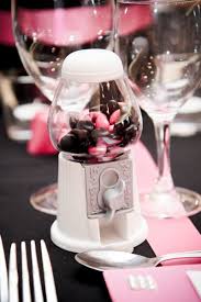 Mariage Rose Et Noir Decoration Bonbon Cadeaux Rose Noir Organisateur Innovateur D Evenements En Alsa Decoration Bonbon Mariage Rose Cadeaux Roses