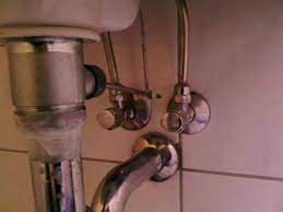 Sie benötigen ein waschbecken bzw. Kann Man Hier Bild Eine Waschmaschine Anschliessen Anschluss Badezimmer Sanitar