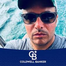 Deborah Hausman's Instagram, Twitter & Facebook