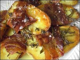 Pommes De Terre Au Four Au Thym Et Romarin Recette Ptitchef Recette Pomme De Terre Au Four Pomme De Terre Recettes De Cuisine