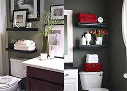 Equipar un baño pequeño significa elegir soluciones que ahorren espacio, centrándose también en los conceptos de suspensión, modularidad y verticalidad. Excelentes Ideas Para Decorar Un Bano Pequeno