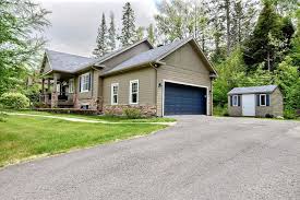 Pin On Maisons A Vendre Dans Les Laurentides