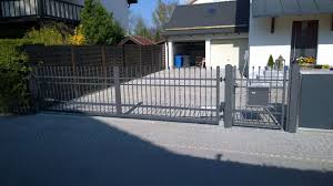 Design 43 Fur Gartenzaun Metall Polen Check More At Https Www Estadoproperties Com Gartenzaun Metall Polen Gartentor Verzinkt Aluminium Zaun Gartentor