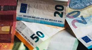 Δεν έχει χαθεί η προοπτική για το πάσχα. Apey8eias Kai Se Dyo Doseis To Dwro Pasxa 2021 Stoys Logariasmoys Twn Ergazomenwn Dete Eidhseis Patra Dytikh Ellada