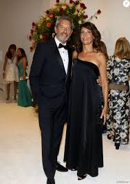 28/03/2017 à 19h01 | par la rédaction. Michel Cymes Et Sa Femme Nathalie Arrivees Des People A La 70eme Edition Du Gala De La Croix Rouge Monegasque A Monaco Le 27 Juillet 2018 C Dominique Jacovid Purepeople